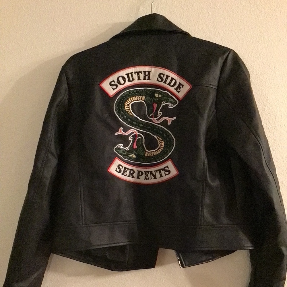 Riverdale, Size L